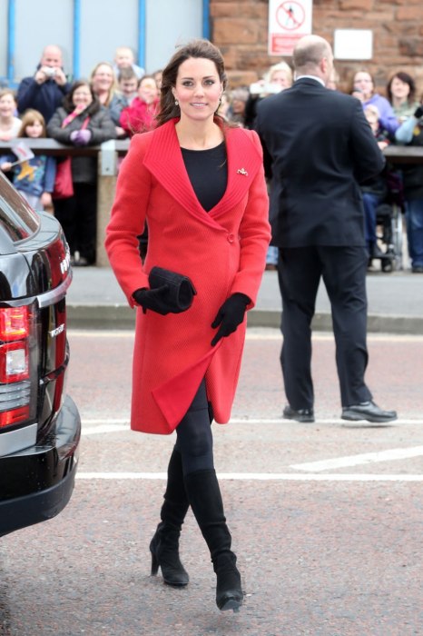 item0.rendition.slideshowWideVertical.ss01-kate-middleton-best-dressed-pregnant-women