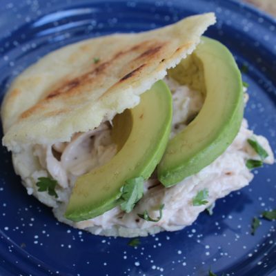 Receta de Venezuela: Arepa Reina Pepiada