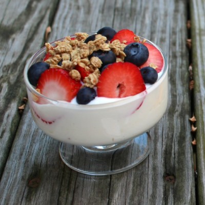 10 Razones Por Las Que los Niños Deben Comer Yogur