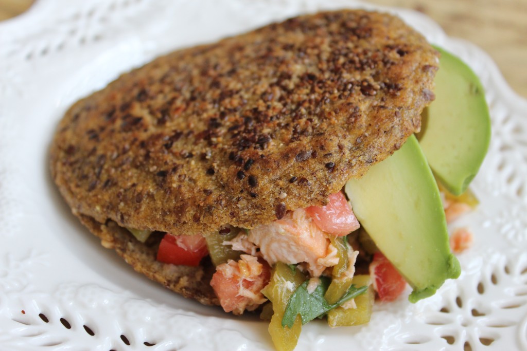 Arepa Fit de Chia, Linaza y Trigo Sarraceno | Mamá Contemporánea 
