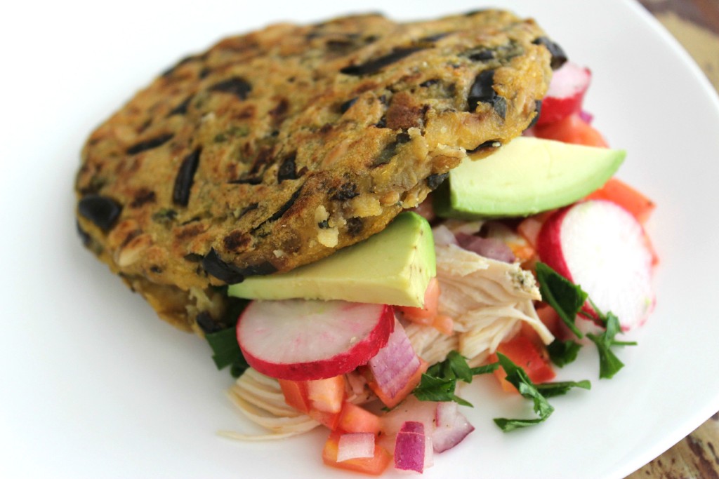 Arepas Fit de Berenjena, Albahaca y Semillas de Auyama | Mamá Contemporánea #arepasfit