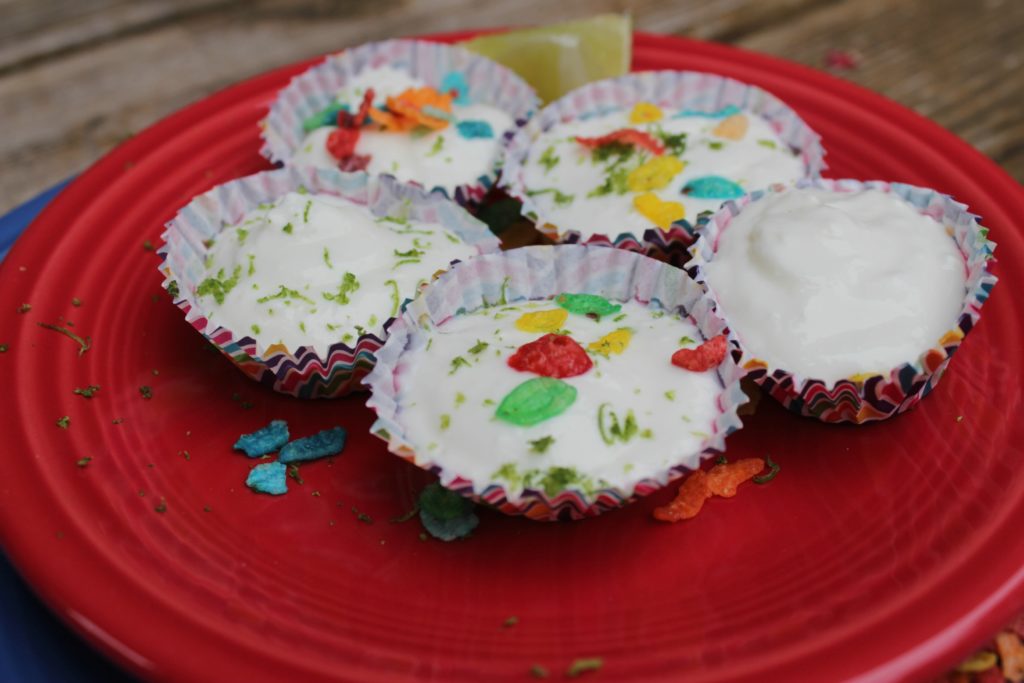 Mini Pays de Limón con Fruity Pebbles