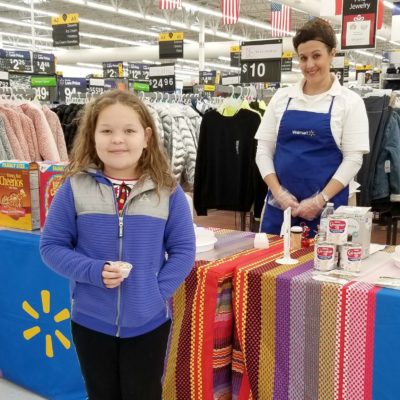 Celebrando las Fiestas con Walmart